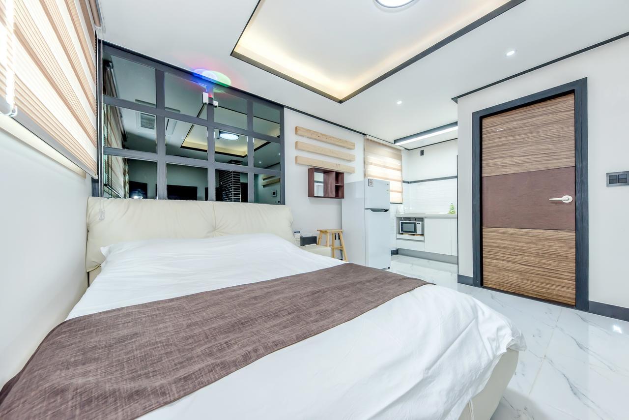 Jeju Skyhill Pension Szogüpho Kültér fotó