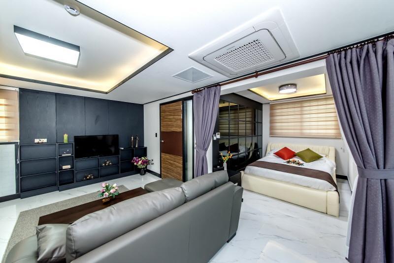 Jeju Skyhill Pension Szogüpho Kültér fotó